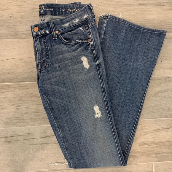 7 For All Mankind Denim - Women’s 7for All Mankind Jeans size 27